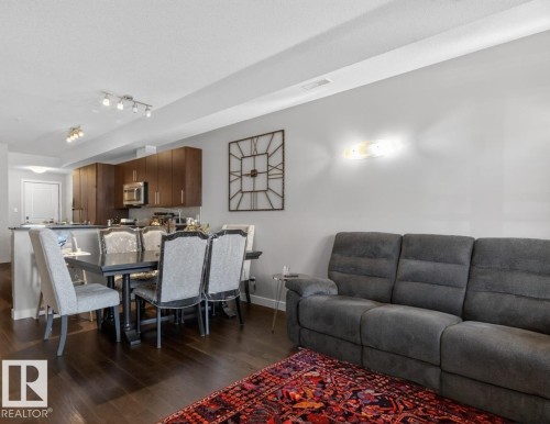 102 10811 72 Avenue, Edmonton, AB - Indoor