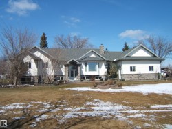 123064 HWY 45  Rural Two Hills County, AB T0B 4K0