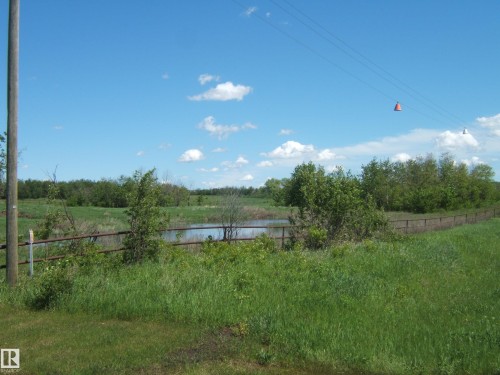 Image quality insufficient for description - 123064 Hwy 45, Rural Two Hills County, AB 