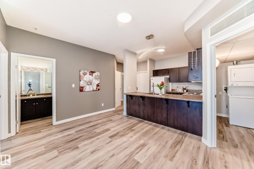 105 4316 139 Avenue, Edmonton, AB - Indoor