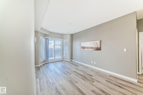 105 4316 139 Avenue, Edmonton, AB - Indoor Photo Showing Other Room