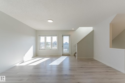 2653 196A, Edmonton, AB - Indoor Photo Showing Other Room