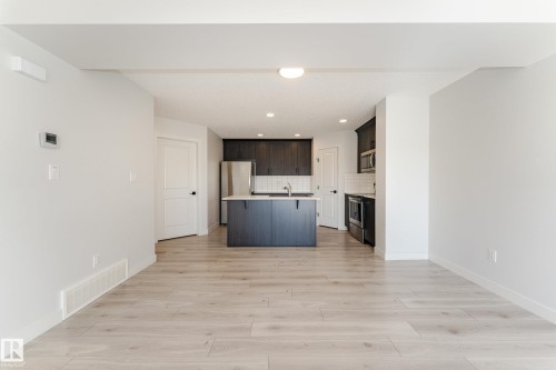 2653 196A, Edmonton, AB - Indoor Photo Showing Kitchen