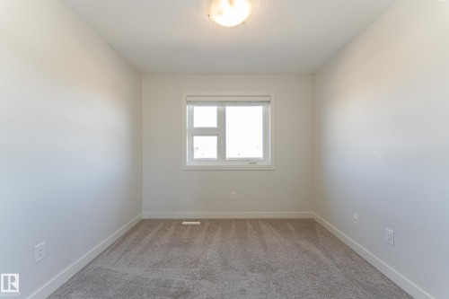 2653 196A, Edmonton, AB - Indoor Photo Showing Other Room