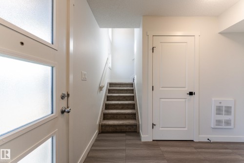 2653 196A, Edmonton, AB - Indoor Photo Showing Other Room