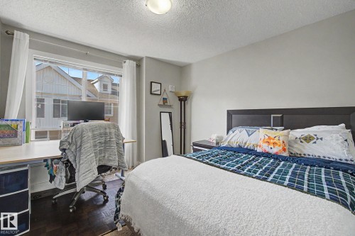85 2803 James Mowatt Trail, Edmonton, AB - Indoor Photo Showing Bedroom