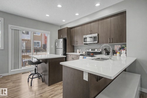 85 2803 James Mowatt Trail, Edmonton, AB - Indoor Photo Showing Kitchen With Stainless Steel Kitchen With Double Sink With Upgraded Kitchen