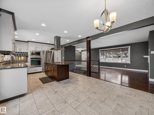 82 Mission Avenue, St. Albert, AB - Indoor Photo Showing Kitchen