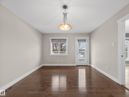 82 Mission Avenue, St. Albert, AB - Indoor Photo Showing Other Room