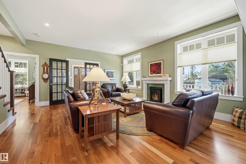 14504 Mackenzie Drive, Edmonton, AB 