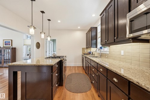 14504 Mackenzie Drive, Edmonton, AB 