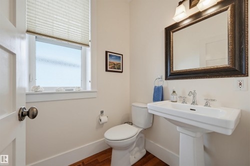 14504 Mackenzie Drive, Edmonton, AB 