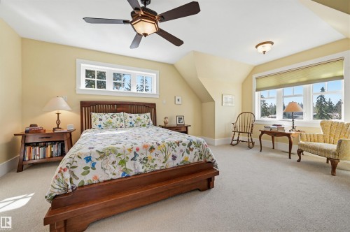 14504 Mackenzie Drive, Edmonton, AB 