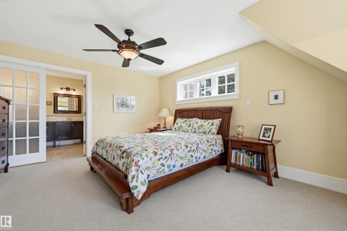 14504 Mackenzie Drive, Edmonton, AB 