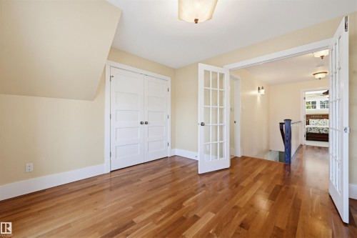 14504 Mackenzie Drive, Edmonton, AB 