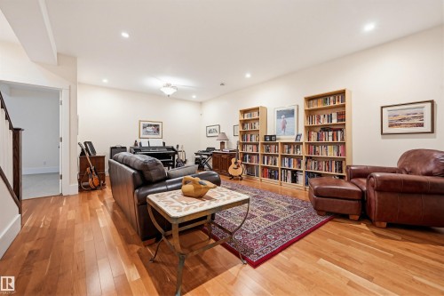 14504 Mackenzie Drive, Edmonton, AB 