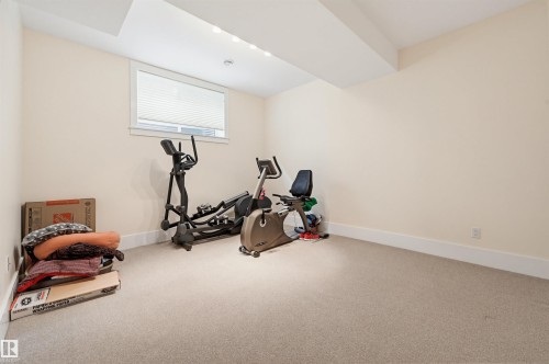 14504 Mackenzie Drive, Edmonton, AB 