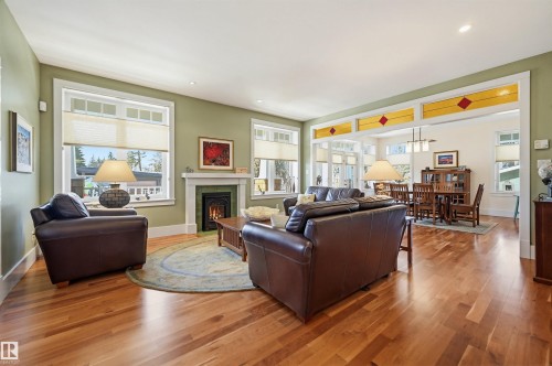 14504 Mackenzie Drive, Edmonton, AB 