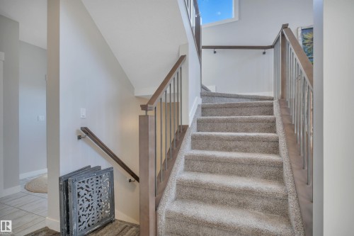9 Rolston Close, Leduc, AB - Indoor Photo Showing Other Room