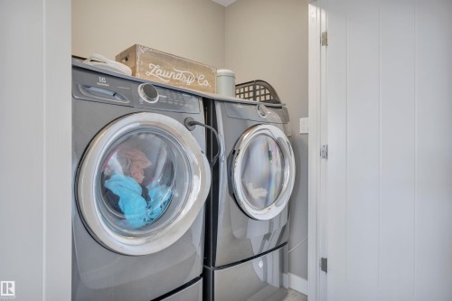 9 Rolston Close, Leduc, AB - Indoor Photo Showing Laundry Room