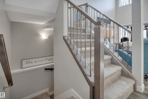 9 Rolston Close, Leduc, AB - Indoor Photo Showing Other Room