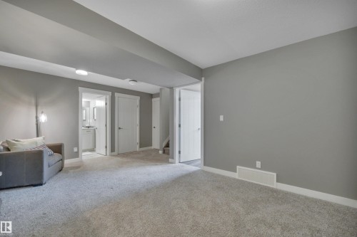 9 Rolston Close, Leduc, AB - Indoor Photo Showing Other Room