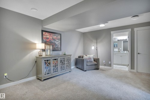 9 Rolston Close, Leduc, AB - Indoor Photo Showing Other Room