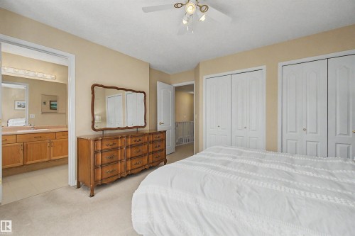 56 1780 Glastonbury Blvd, Edmonton, AB - Indoor Photo Showing Bedroom