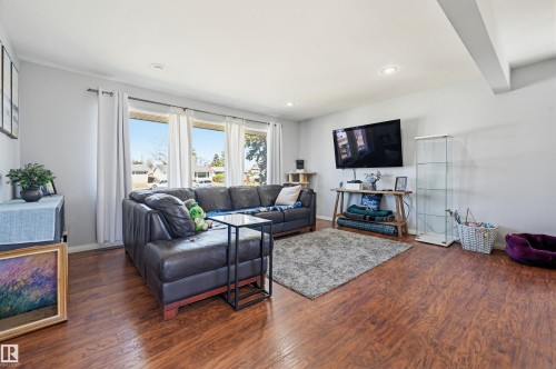 8507 149 Street, Edmonton, AB - Indoor Photo Showing Living Room