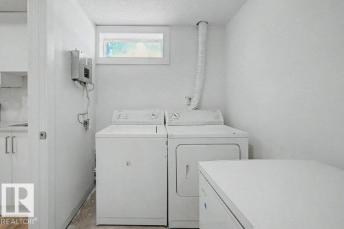 Edmonton, AB - Indoor Photo Showing Laundry Room