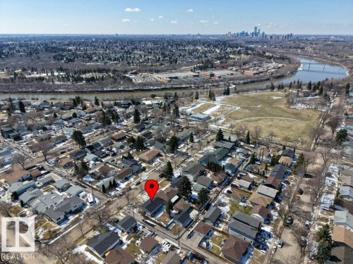 Edmonton, AB - Outdoor With View