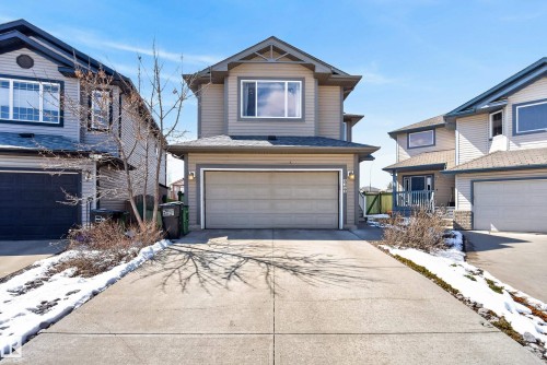 9144 207 Street, Edmonton, AB - Outdoor With Facade