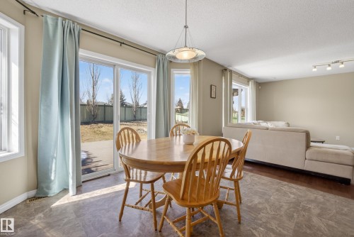 9144 207 Street, Edmonton, AB - Indoor Photo Showing Dining Room