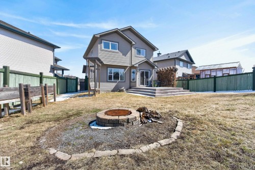 9144 207 Street, Edmonton, AB - Outdoor