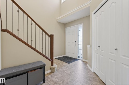 9144 207 Street, Edmonton, AB - Indoor Photo Showing Other Room
