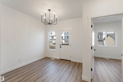 1003 Aster Boulevard, Edmonton, AB - Indoor Photo Showing Other Room