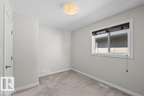 5871 166 Avenue, Edmonton, AB - Indoor Photo Showing Other Room