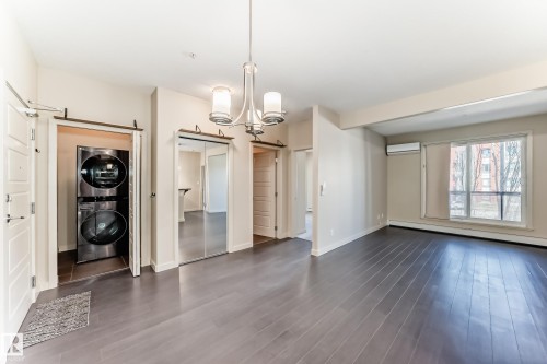 230 308 Ambleside Link Link, Edmonton, AB - Indoor Photo Showing Other Room