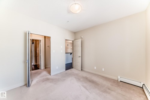 230 308 Ambleside Link Link, Edmonton, AB - Indoor Photo Showing Other Room
