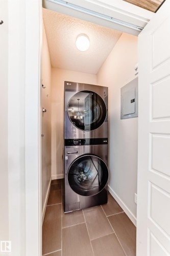 230 308 Ambleside Link Link, Edmonton, AB - Indoor Photo Showing Laundry Room