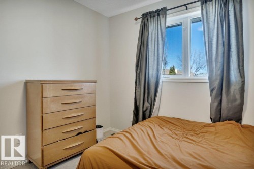 43 Mcleod Crescent, Leduc, AB - Indoor Photo Showing Bedroom