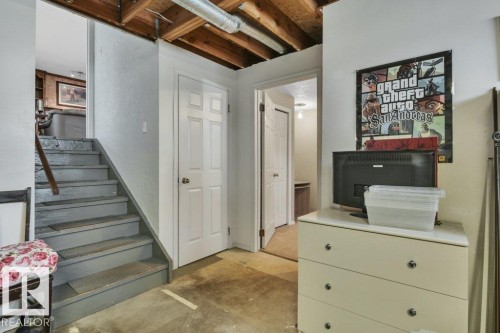 43 Mcleod Crescent, Leduc, AB - Indoor Photo Showing Other Room