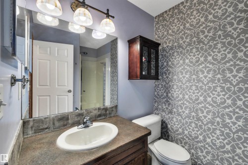 4 Birchmont Drive, Leduc, AB - Indoor Photo Showing Bathroom