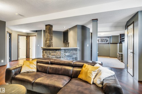 4 Birchmont Drive, Leduc, AB - Indoor Photo Showing Living Room