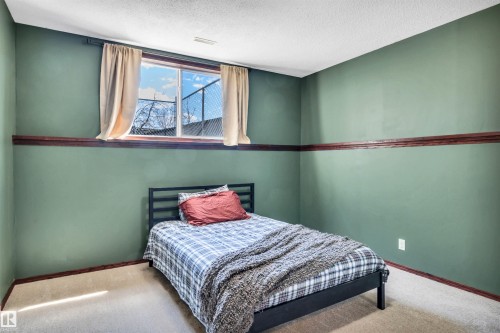 4 Birchmont Drive, Leduc, AB - Indoor Photo Showing Bedroom