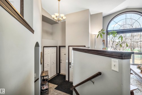 4 Birchmont Drive, Leduc, AB - Indoor Photo Showing Other Room