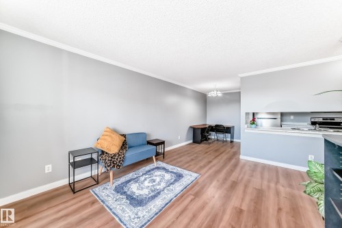 330 4210 139 Avenue, Edmonton, AB - Indoor Photo Showing Living Room