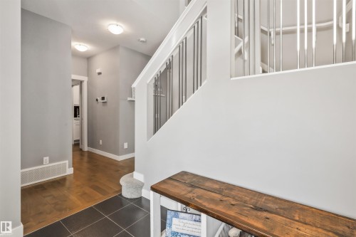 3087 Carpenter Landing, Edmonton, AB - Indoor Photo Showing Other Room