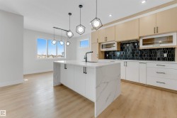352 ROBERTS Wynd Leduc, AB T9E 1P8