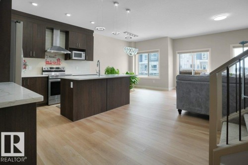 1459 Cherniak Way, Edmonton, AB - Indoor Photo Showing Kitchen